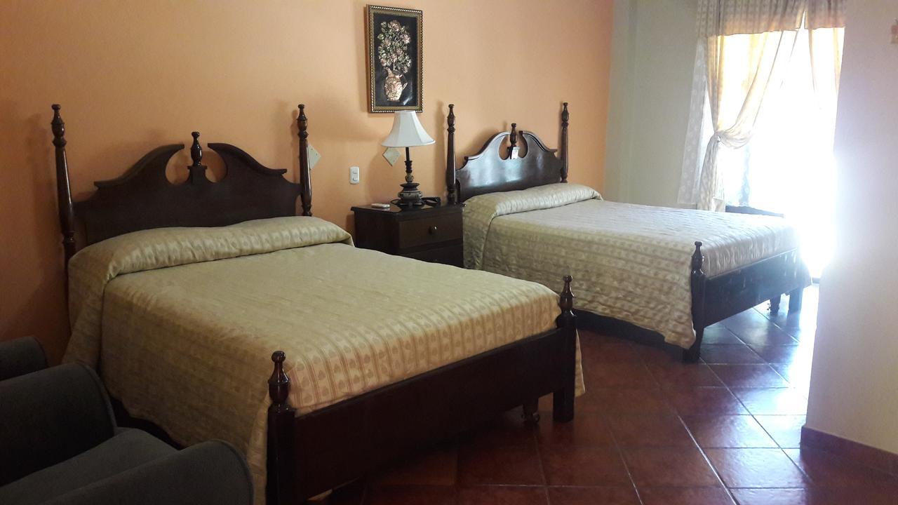 Hotel Acropolis Maya Copan Exterior photo